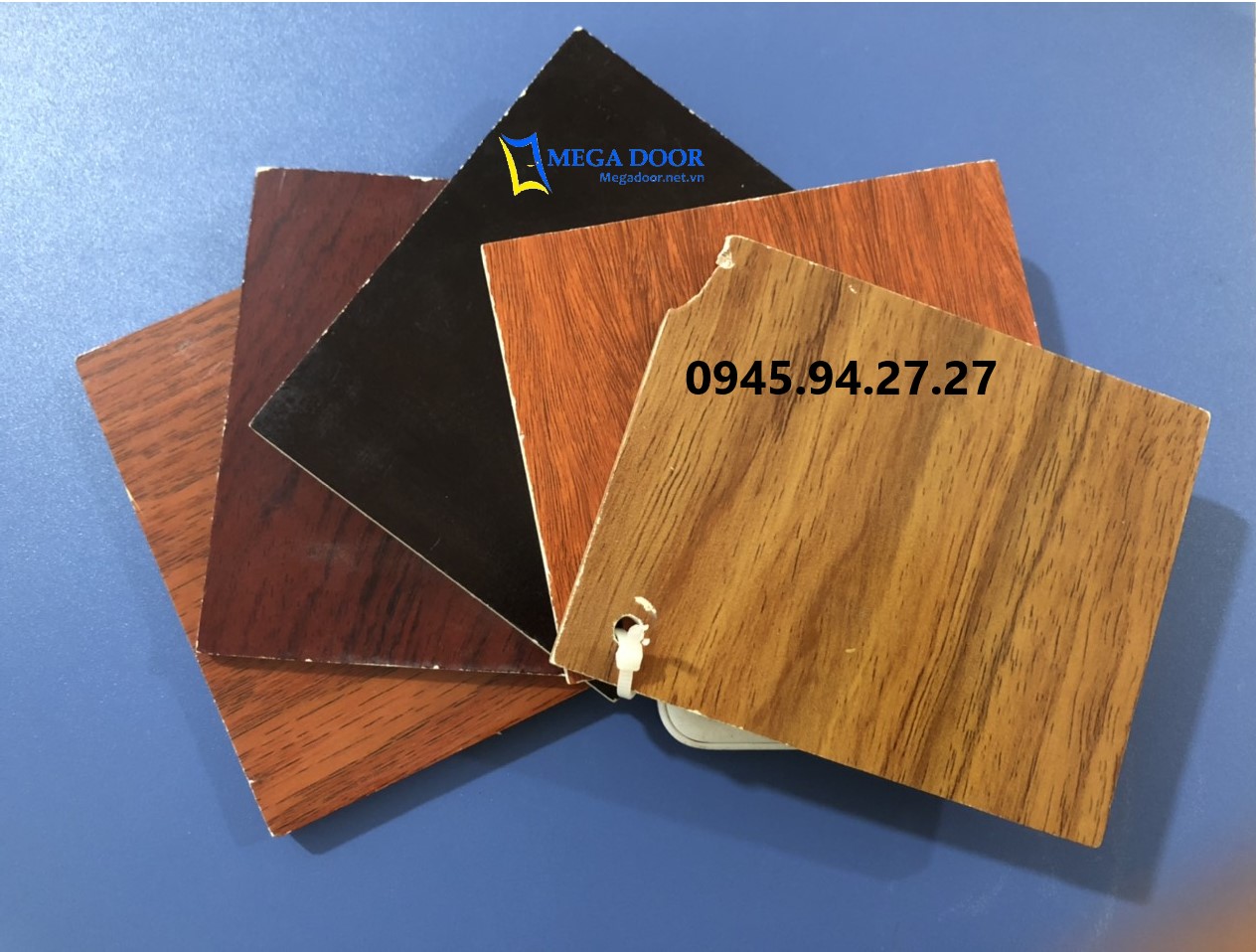 Bảng màu cửa Composite dòng luxury